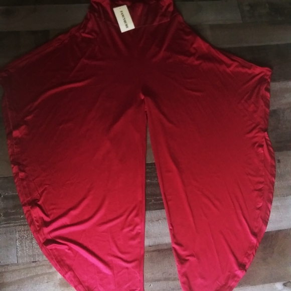 NWT Open Side Flowy Pants Red - Picture 3 of 11